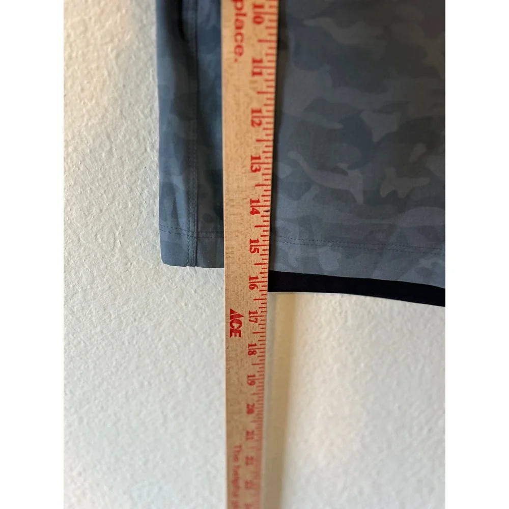 Alphalete Mens Infinity 2-in-1 Training Shorts Grey Camo Compression Liner Small